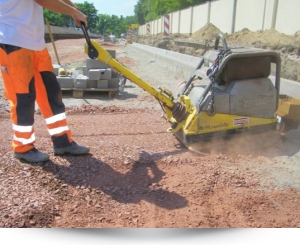 optimal compaction of soils, falling plate, plate load test